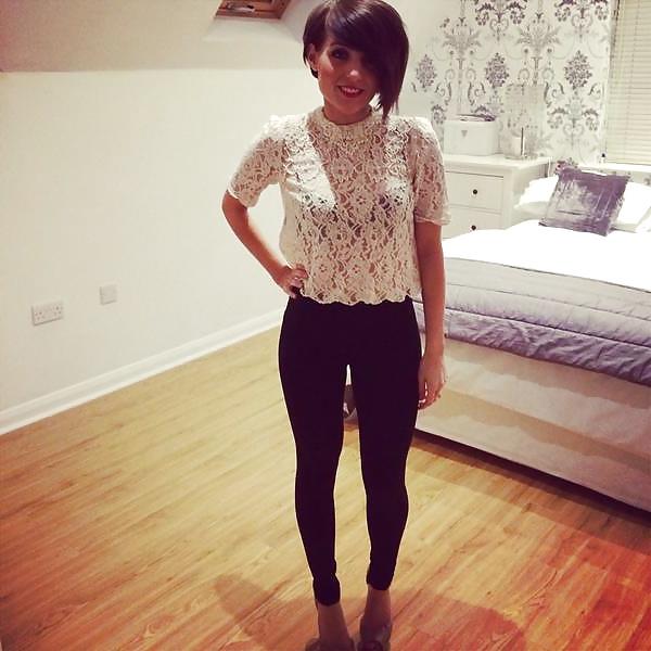25P Sluts in tight pants! 16