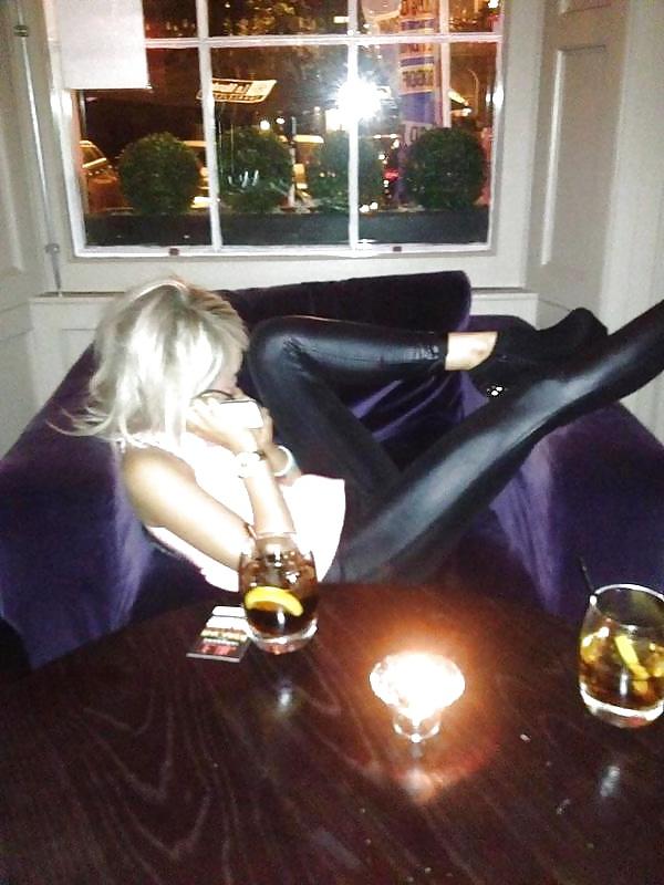 25P Sluts in tight pants! 16