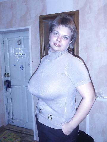 10P Busty Russian Woman 2016
