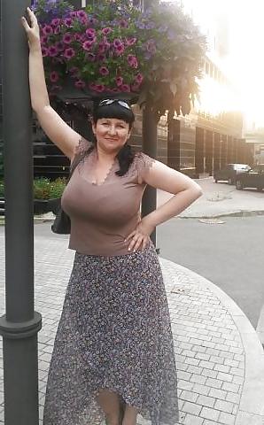 7P Busty Russian Woman 2017