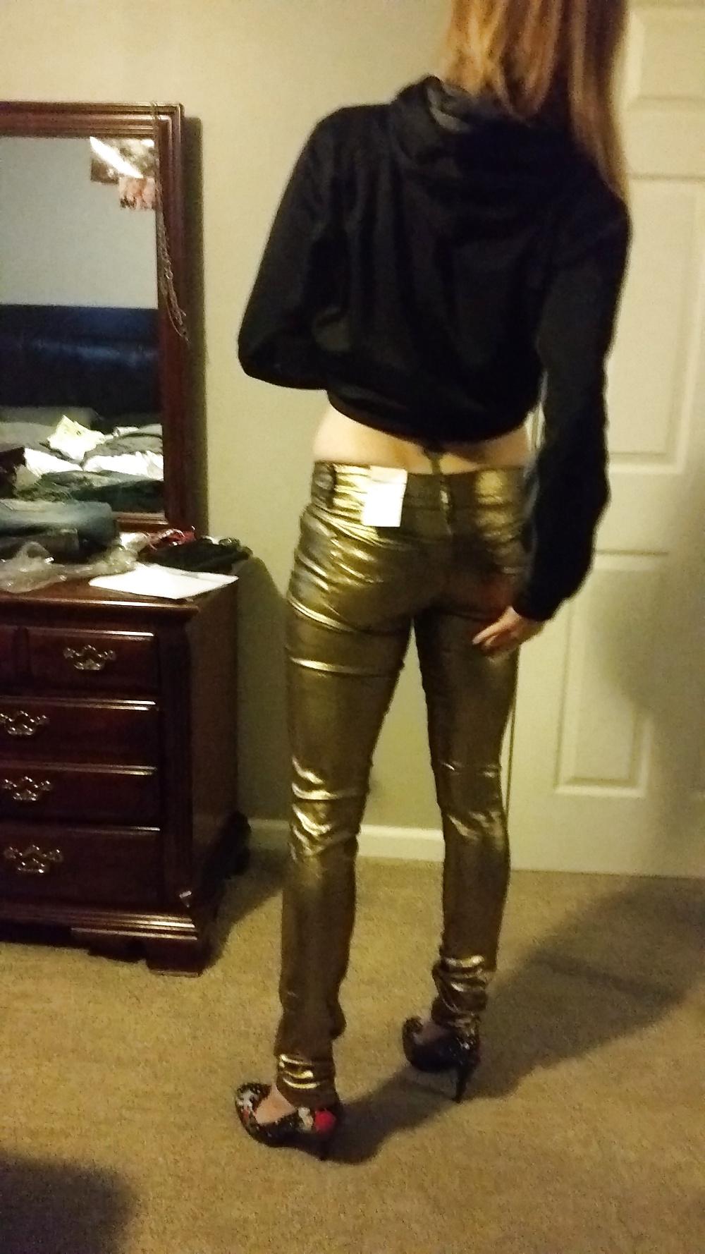 11P Trying on new pants
