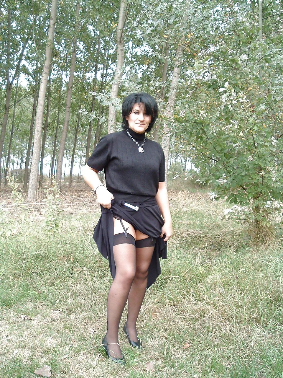 25P A Flash of Thigh & Stocking Tops 2