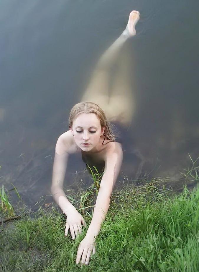 25P Hot mermaids and beach bunnies +more outdoor CXVII