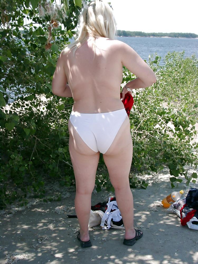 10P I'm flashing in white panties outdoor!