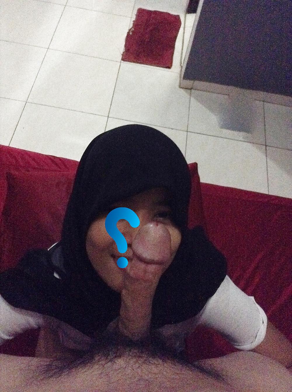 5P Secret Jilbab