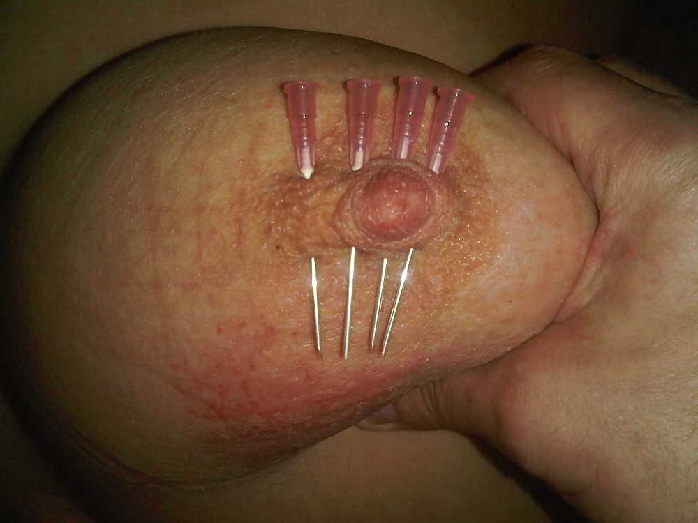 6P Scottish slut with tortured tits!