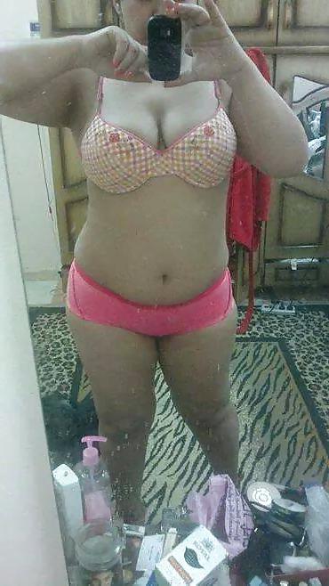 13P Divorced egyption woman