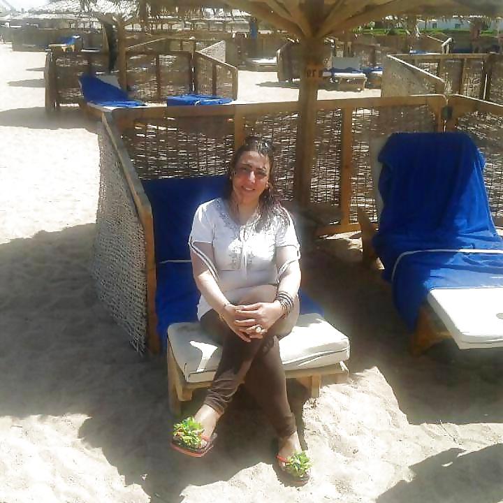 13P Divorced egyption woman