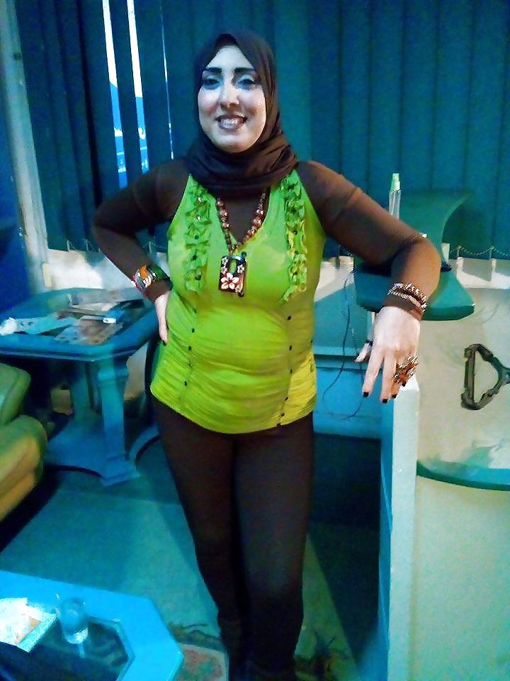 13P Divorced egyption woman
