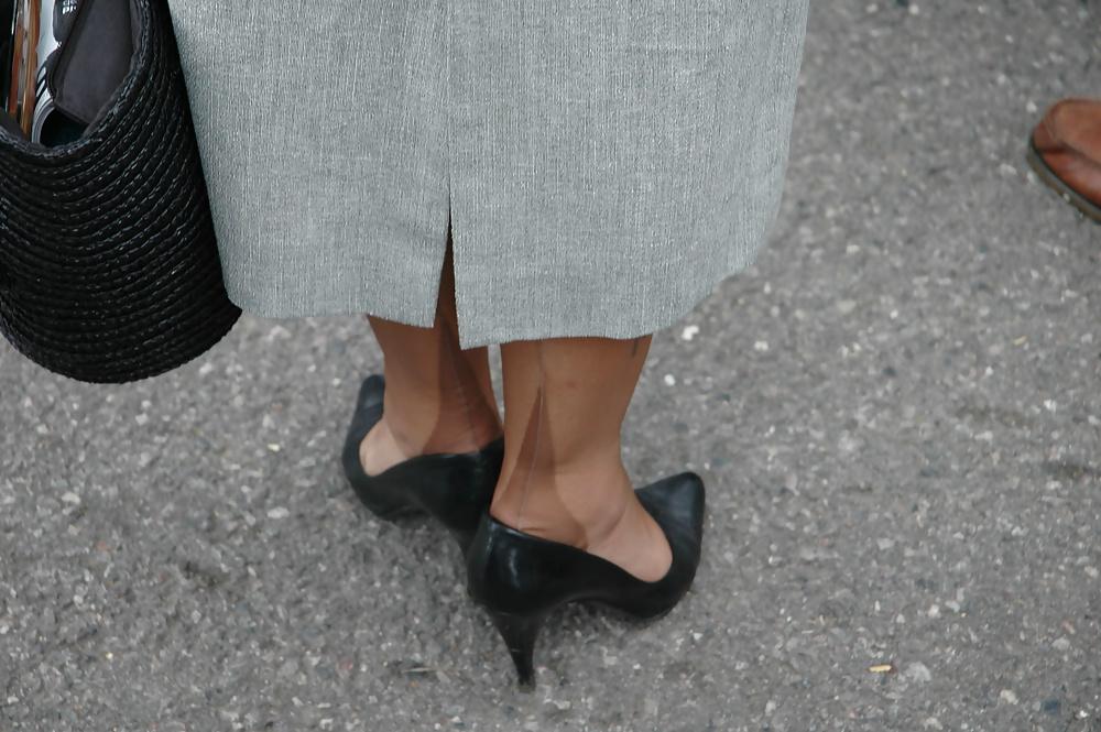 25P FF Nylons Heels Public Webfound