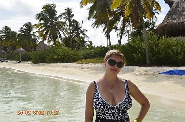 15P Busty Russian Woman 2018
