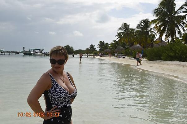 15P Busty Russian Woman 2018