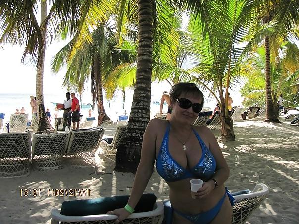 15P Busty Russian Woman 2018