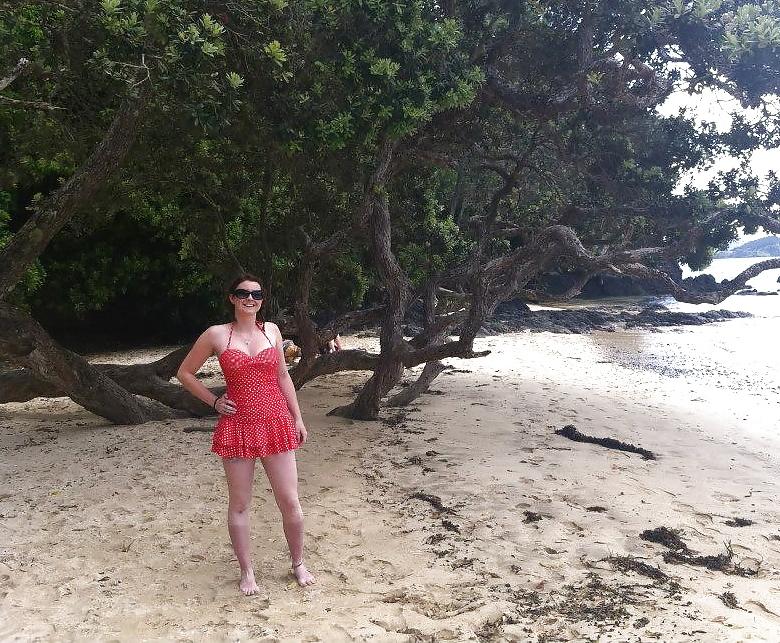 20P Beach Holiday Fun