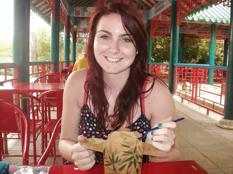 20P Beach Holiday Fun