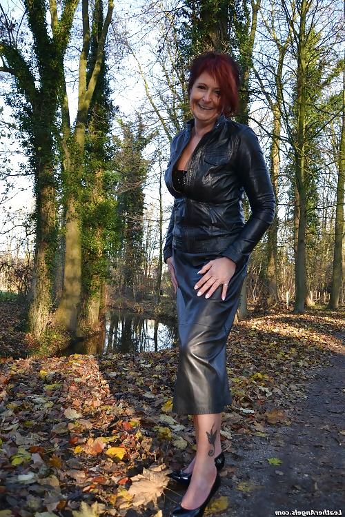 15P How i want  like wear leather and pvc upload helle