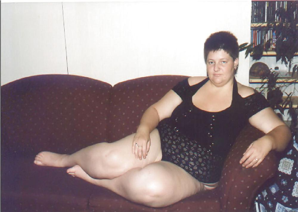 15P Dutch BBW Woman