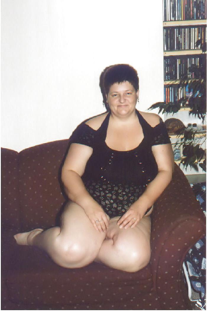 15P Dutch BBW Woman