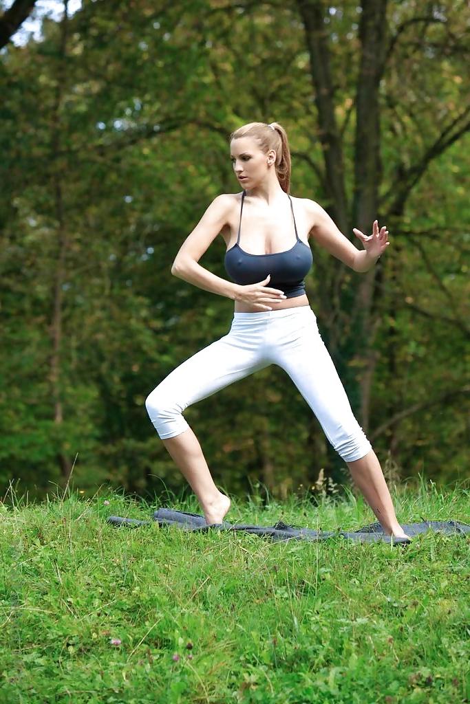 20P Who Doesn't Like Yoga?