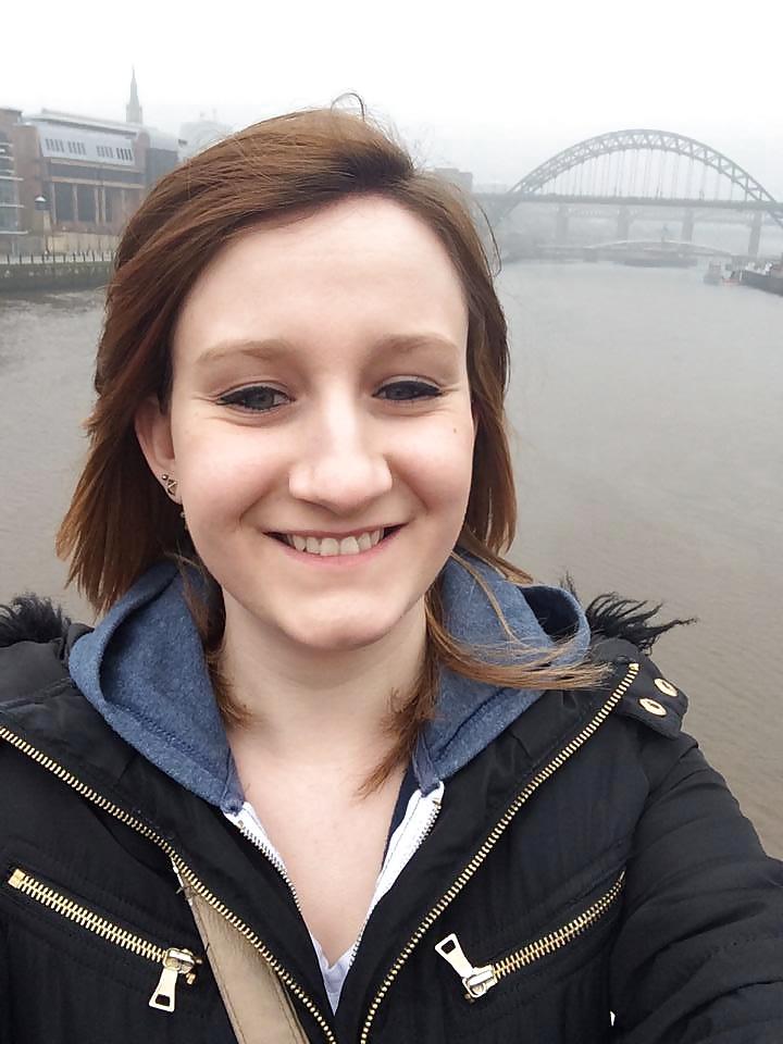 25P Cute scottish lass
