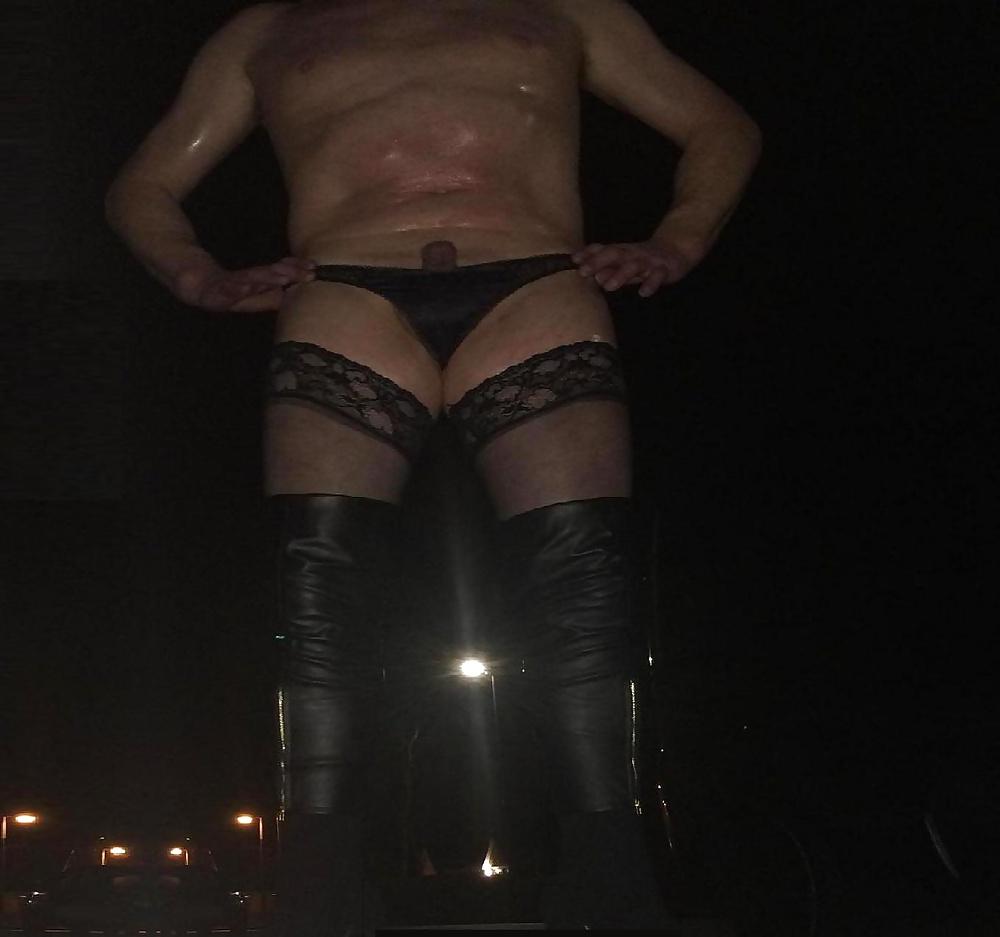 22P Love Xmas Sex