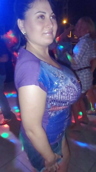 16P Busty Russian Woman 2045