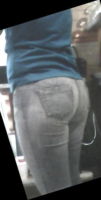 7P Thick latina ass