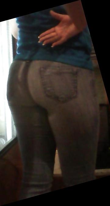 7P Thick latina ass
