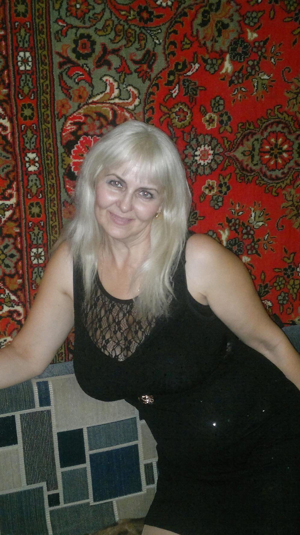 22P Busty Russian Woman 2054