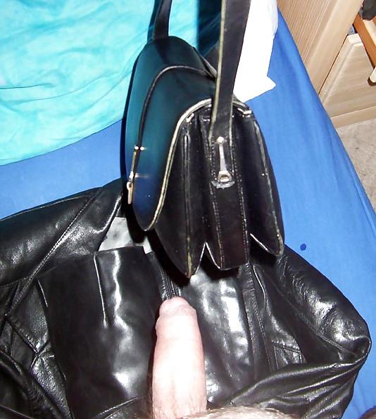 25P Mixed leather wanking