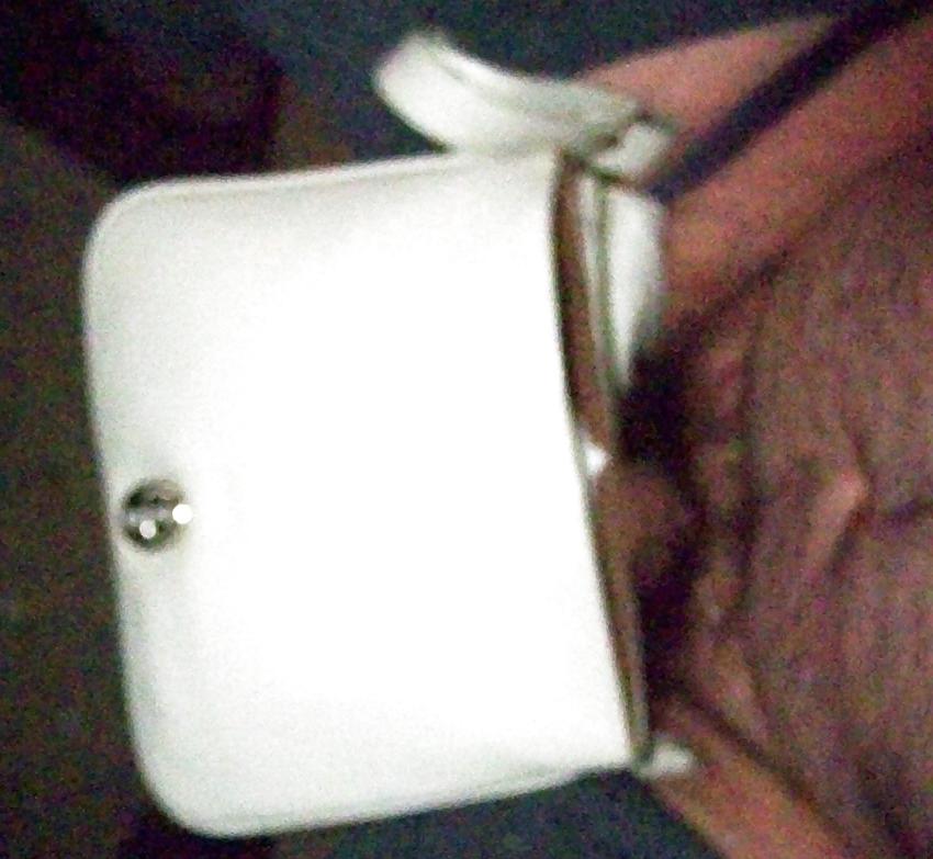25P Hot leather handbag from the seventies 