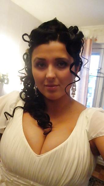 15P Busty Russian Woman 2061