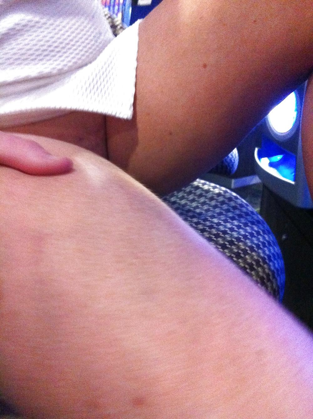 4P Short white dress flashing at pokies
