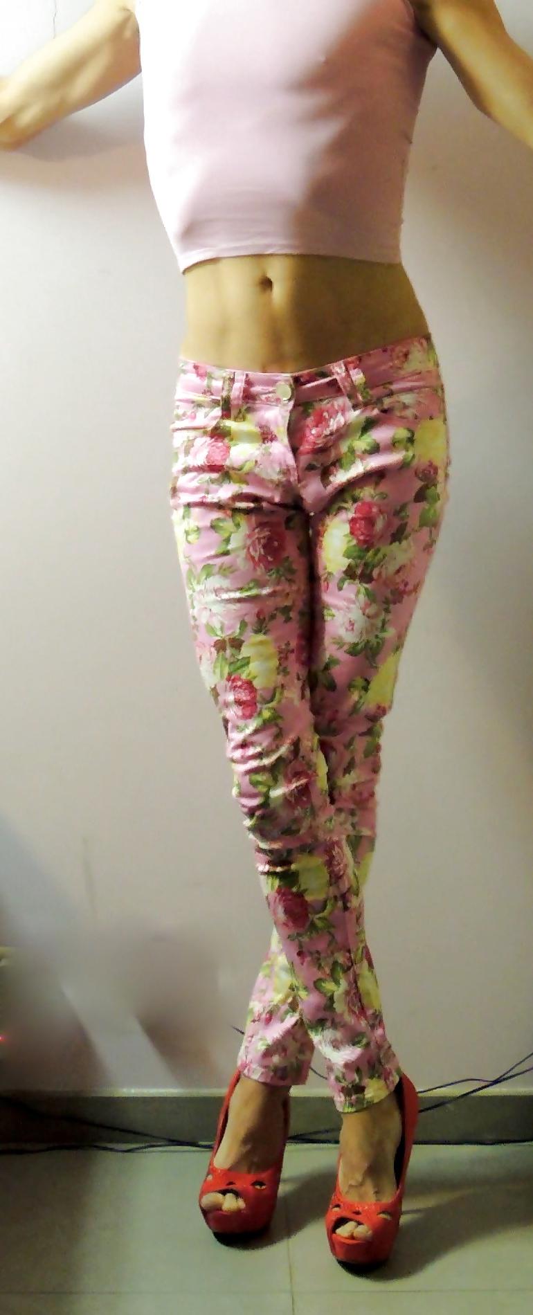 10P New tight pants
