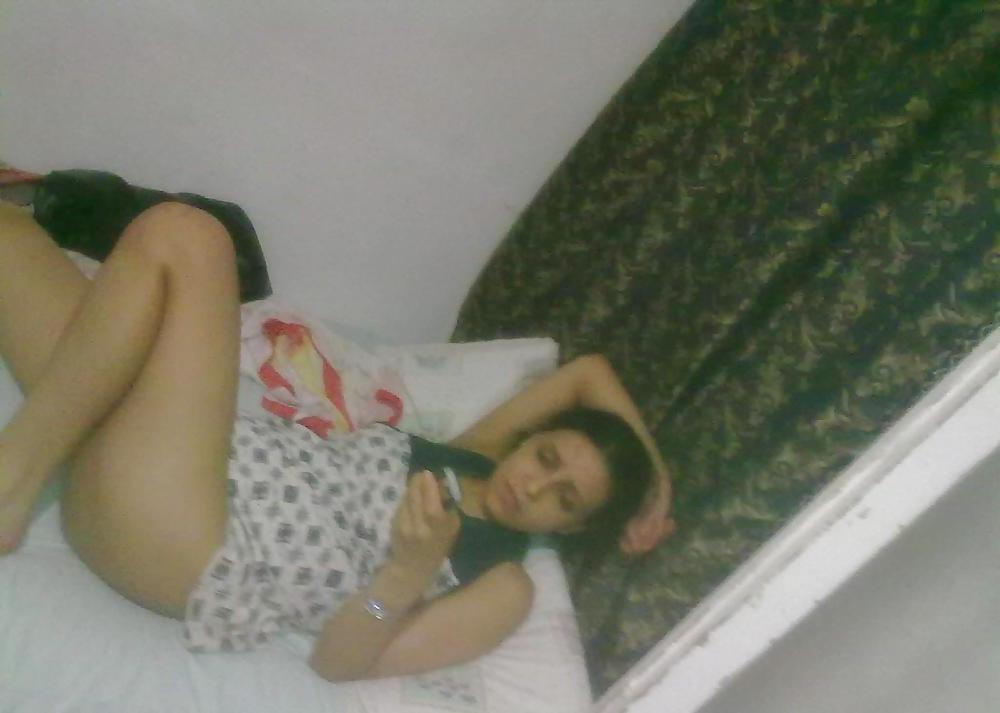 25P Arab Girls 16