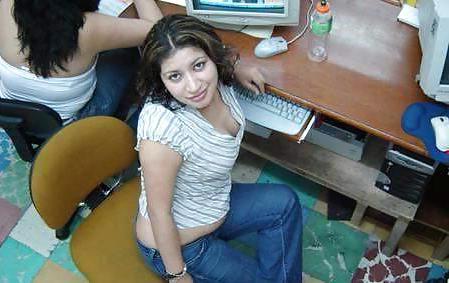 25P Arab Girls 16
