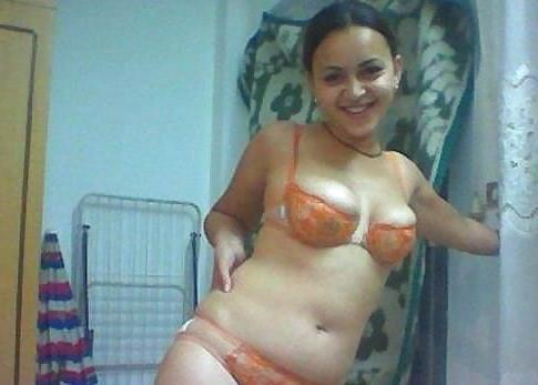 25P Arab Girls 16