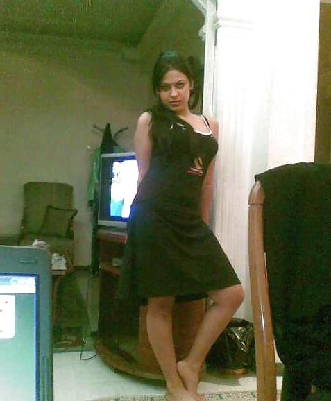 25P Arab Girls 16