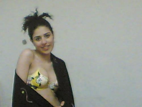 25P Arab Girls 16
