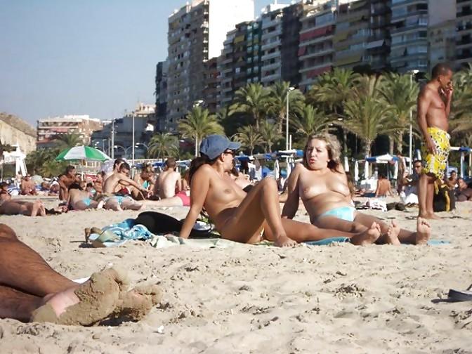10P Naked beach 78.