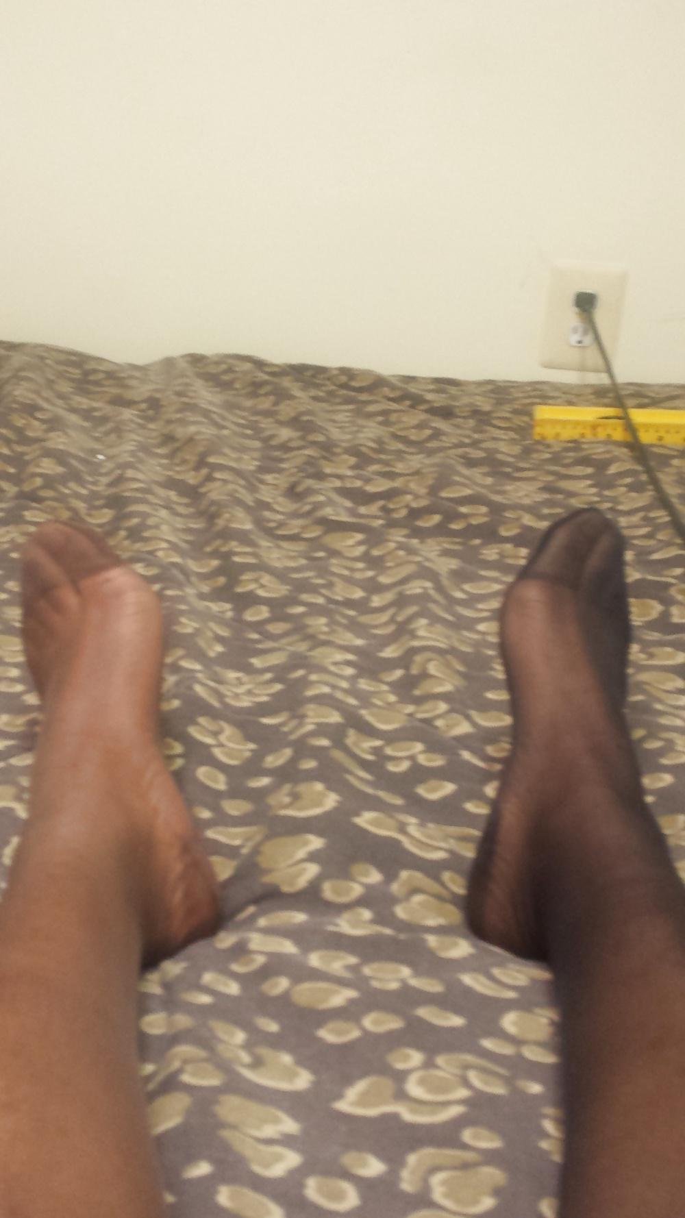 15P Nylon Stockings with NOT auntie Pumps