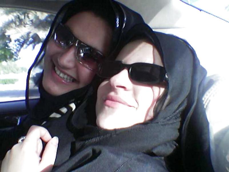 25P Arab Girls 18