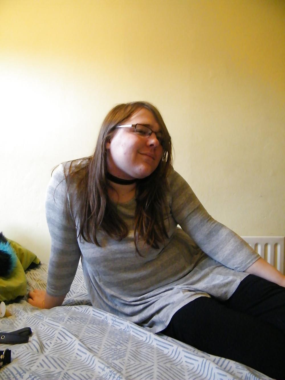 12P Collared