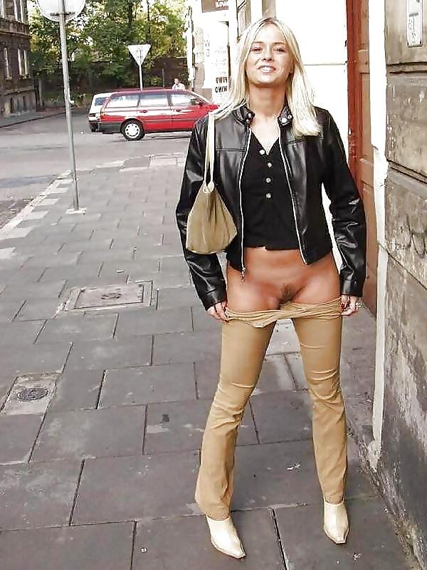 25P Public Flashing 2