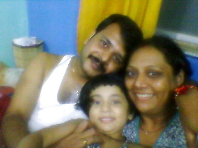 25P Hot Mumbai  MILF  Doctor Poonam!