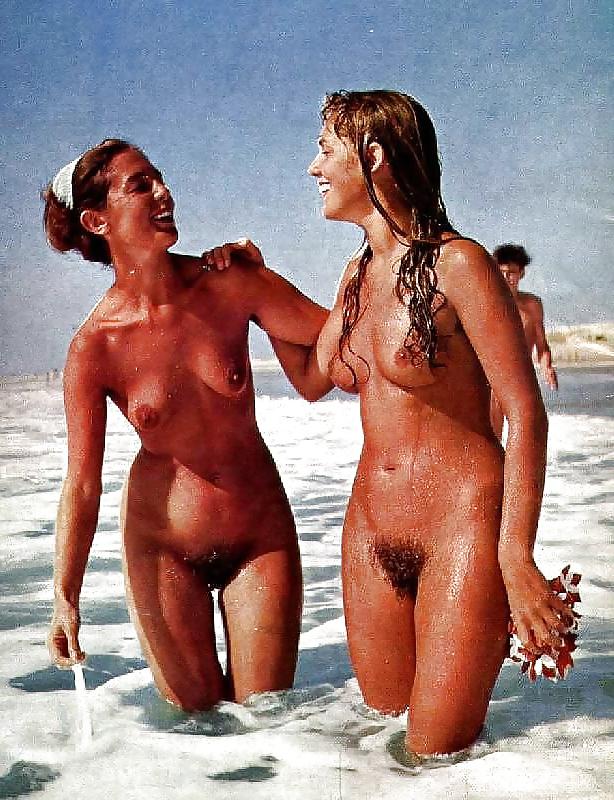 12P TheSandfly Beautiful Retro Beach Babes!