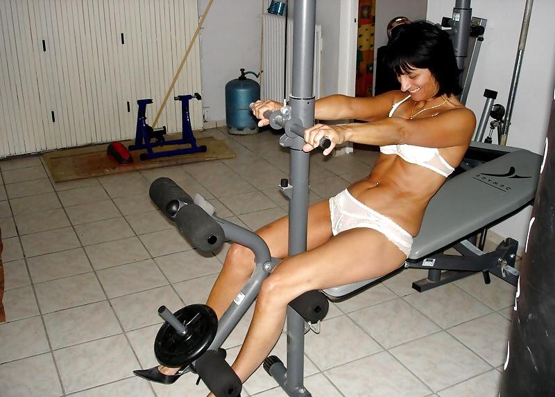7P White panties 10:Amateur mature workout.