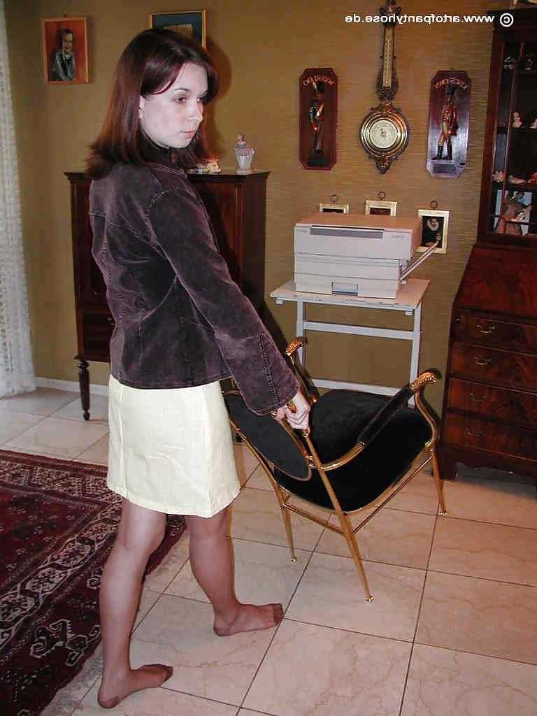 13P We all LOVE stinky Nylon feet