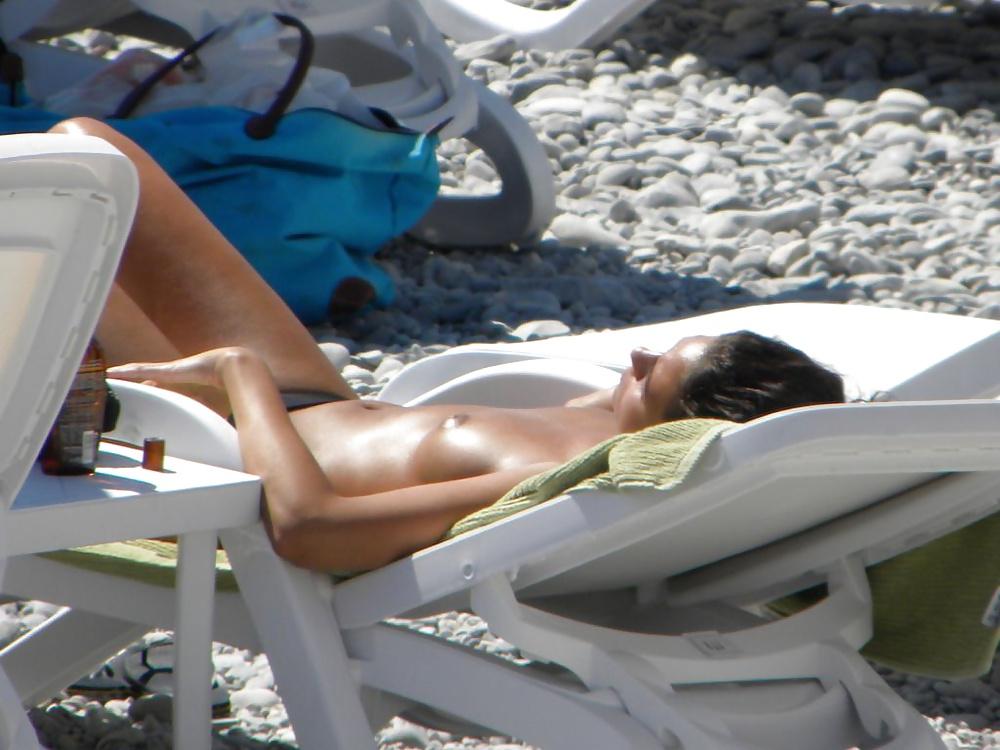 25P The beach 288