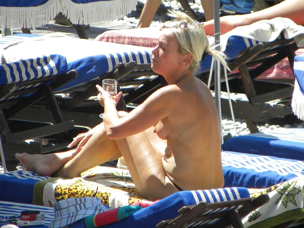 25P The beach 288